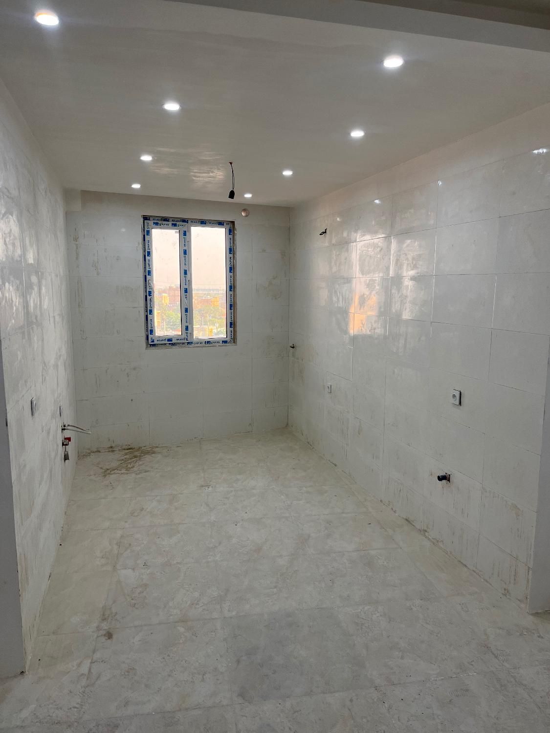اپارتمان ۹۵متری/دو خواب/تک واحدی/خوش نقشه/نوساز