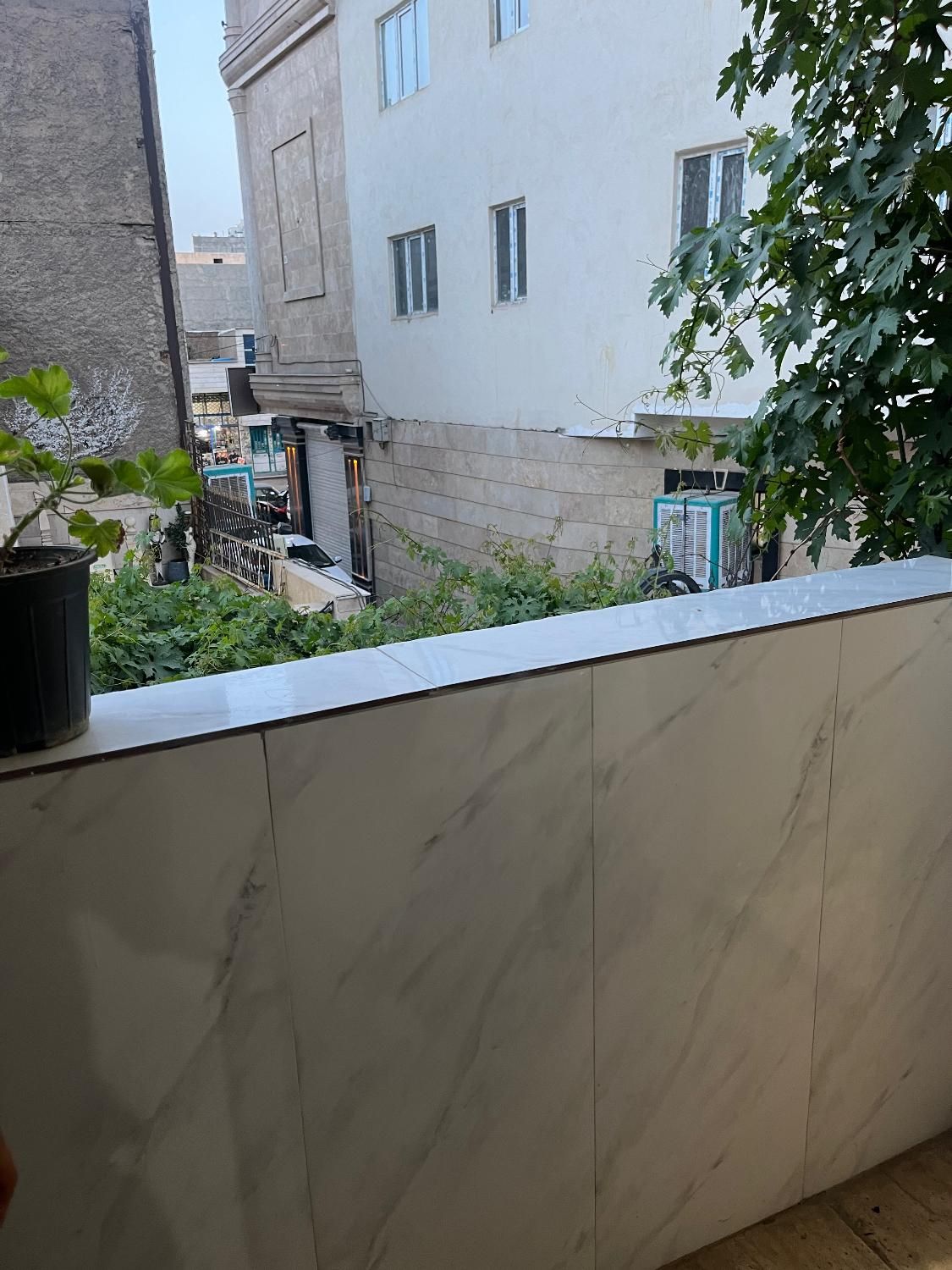 اجاره اپارتمان ۹۰متری/دو خواب/تک واحدی