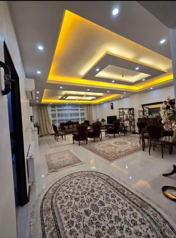 شهرک دانشگاه/۱۰۰ متر اپارتمان/سند دار